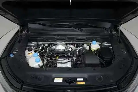 20万级家用优选？eπ008六座版凭什么打动全家