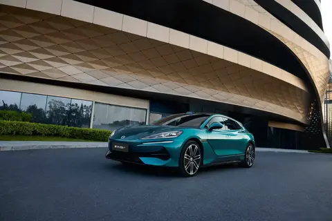 五车齐发、大唐留悬念：比亚迪如何用纯电重构家用车市场？